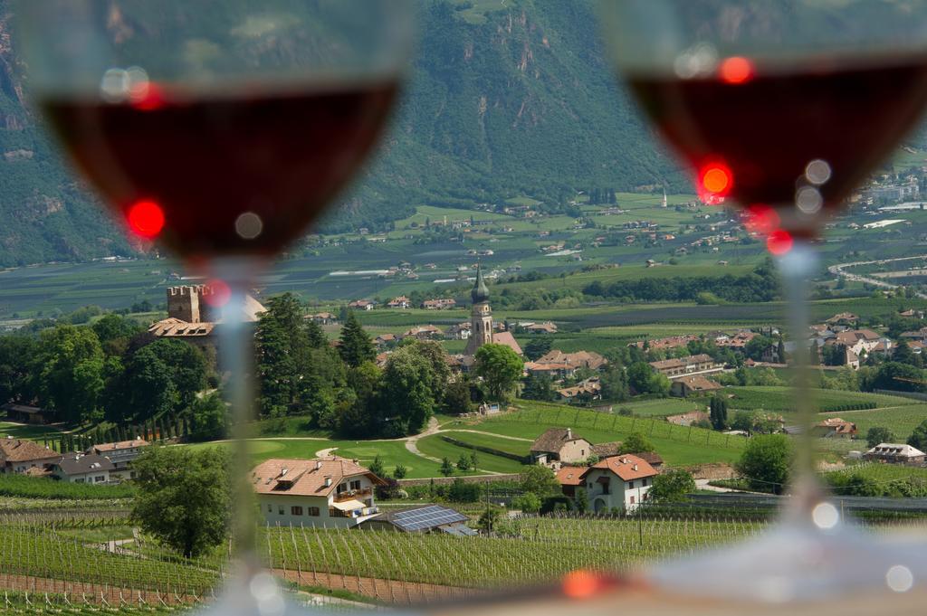 Schloss-Hof Appiano Sulla Strada Del Vino Exterior photo
