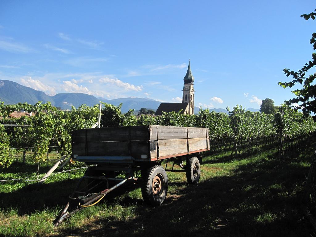 Schloss-Hof Appiano Sulla Strada Del Vino Exterior photo